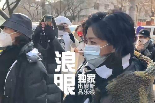 全网热门吃瓜八卦,揭秘热门吃瓜八卦背后的真相