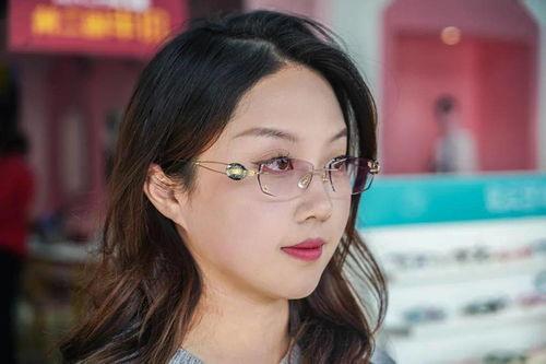 明星网红同款镜框,明星效应下的时尚潮流风向标