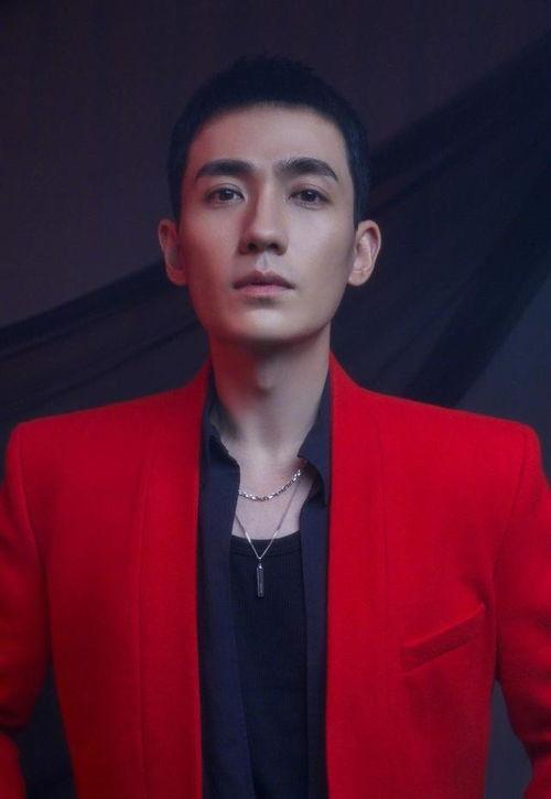 娱乐圈吃瓜朱一龙,娱乐圈吃瓜界的“瓜王”