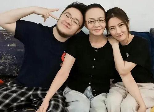 八卦爆料一博吃瓜,一博吃瓜，揭秘娱乐圈幕后真相