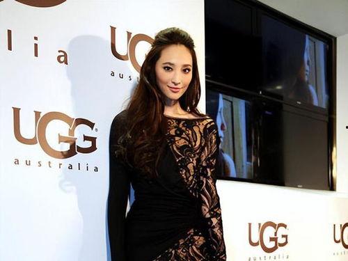 穿蕾丝的明星网红,揭秘穿蕾丝的明星网红时尚风采