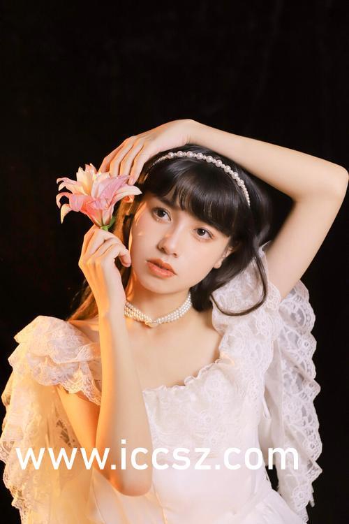 网曝门独家爆料免费吃瓜,免费吃瓜，揭秘娱乐圈幕后真相